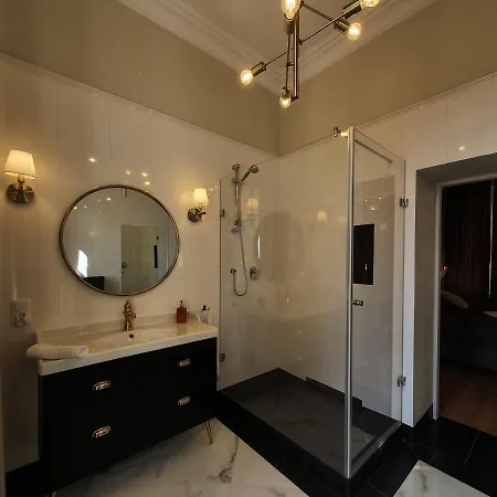 Dk Premium Srodmiescie