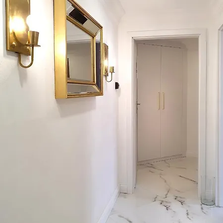 Dk Premium Srodmiescie Olsztyn (Warmian-Masurian)